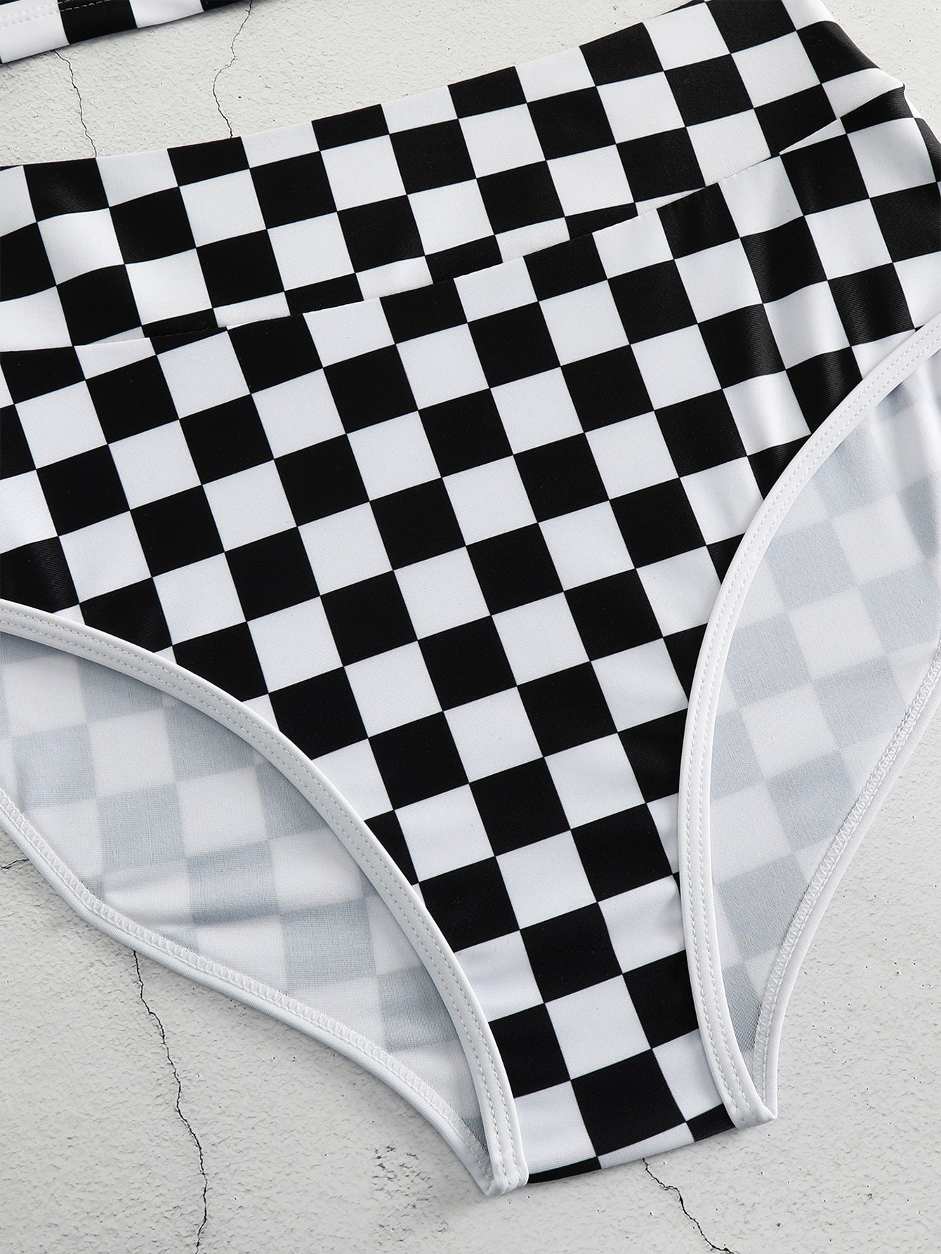 Vintage Beach Look Black checkered surf tank & High-Waisted Surf Bottoms Set