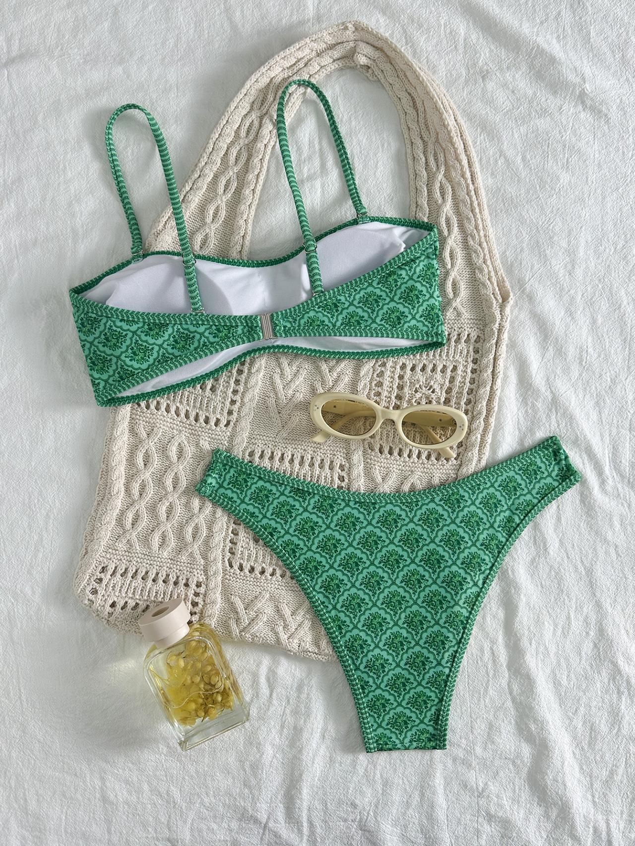 Beach Day Floral Pattern Bandeau Bikini Top surf set