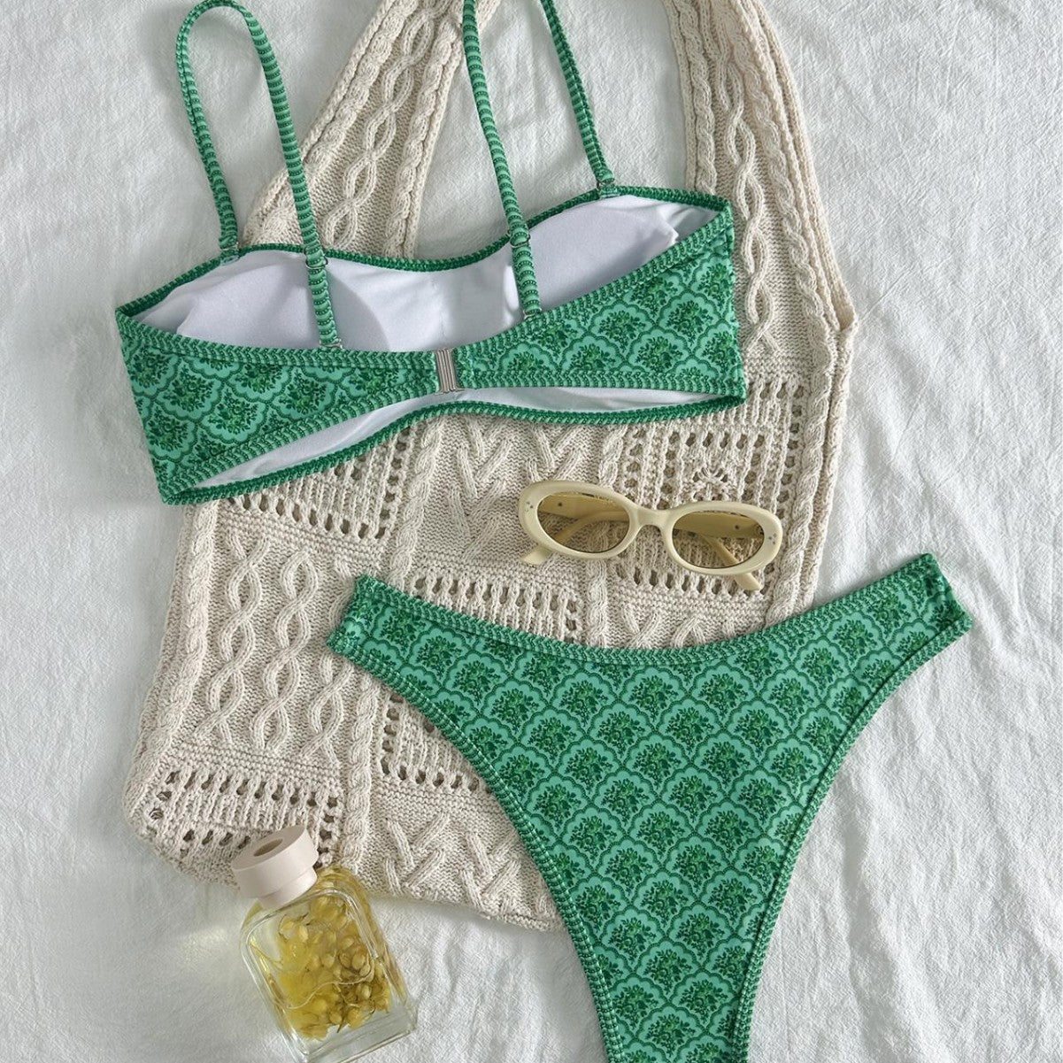 Beach Day Floral Pattern Bandeau Bikini Top surf set