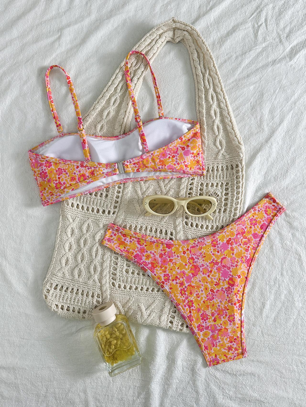 Hawaiian Hibiscus Floral Pattern Bandeau Bikini Top surf set