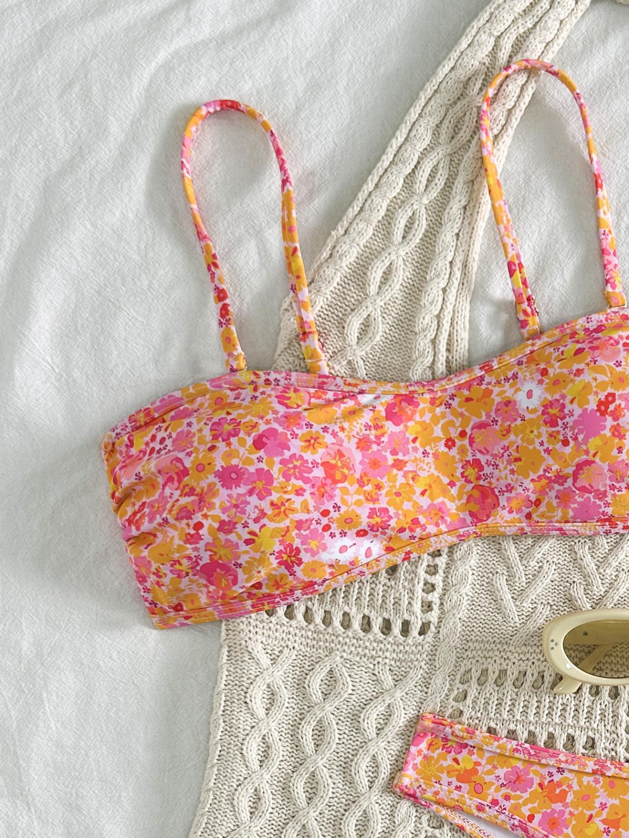 Hawaiian Hibiscus Floral Pattern Bandeau Bikini Top surf set