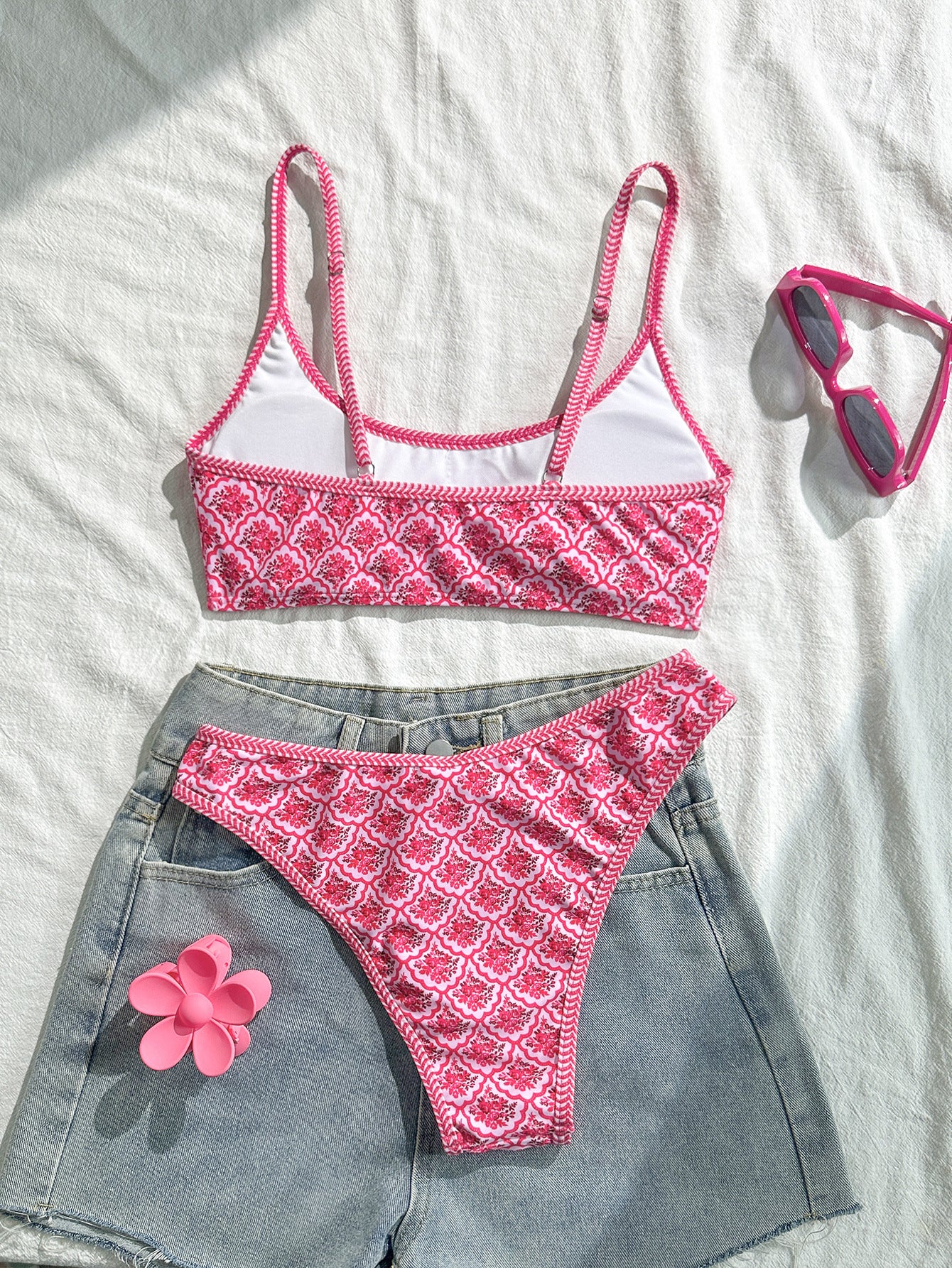 Breeze Beach Hawaiian Floral Pattern surf Top Set