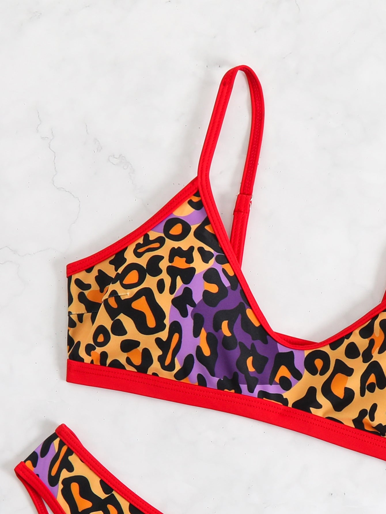 Wild leopard Bandeau Bikini Top surf set