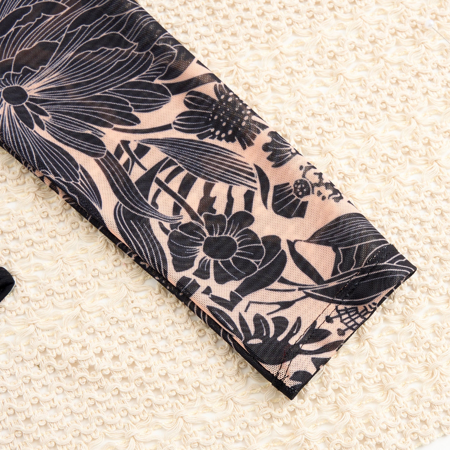 Black floral pattern Sheer mesh swimsuit Long-sleeve One-Piece Surf Rashguard